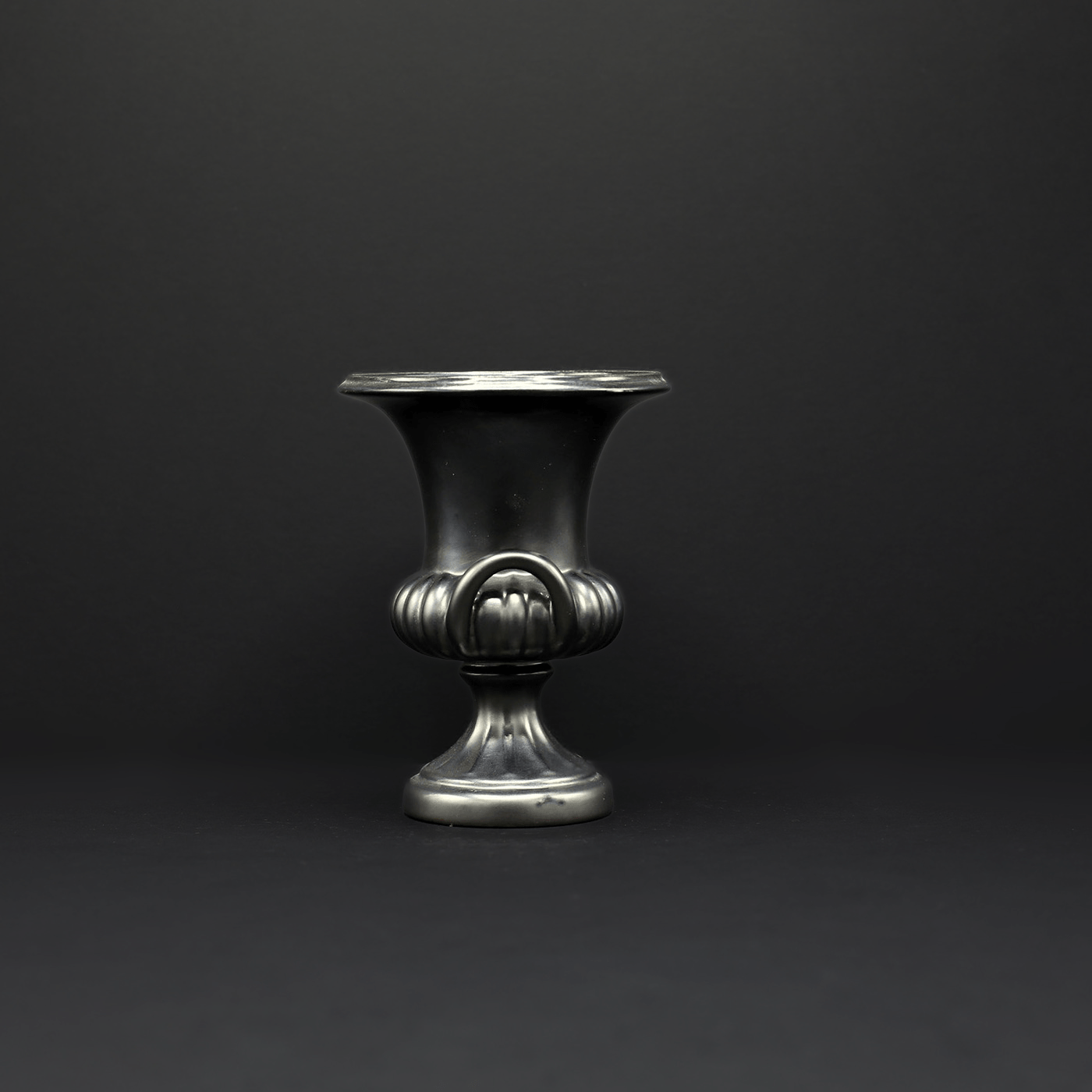 Black Classical Urn Vase - FLORA BLACK